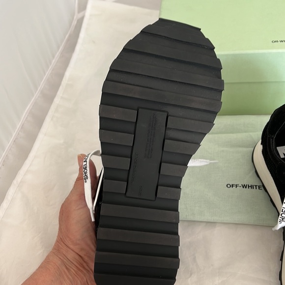 Off-White Virgil Abloh HG Runner Arrow Trainers - Picture 7 of 16